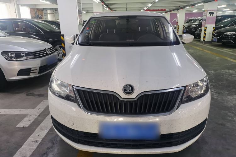 Used Skoda Rapid Spaceback 2016 Revised Version 1.4L Manual Front-Drive Edition