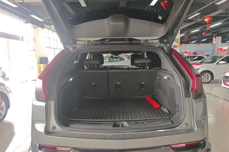 Used Cadillac XT4 2018 28T Two-Wheel Drive Leading Version