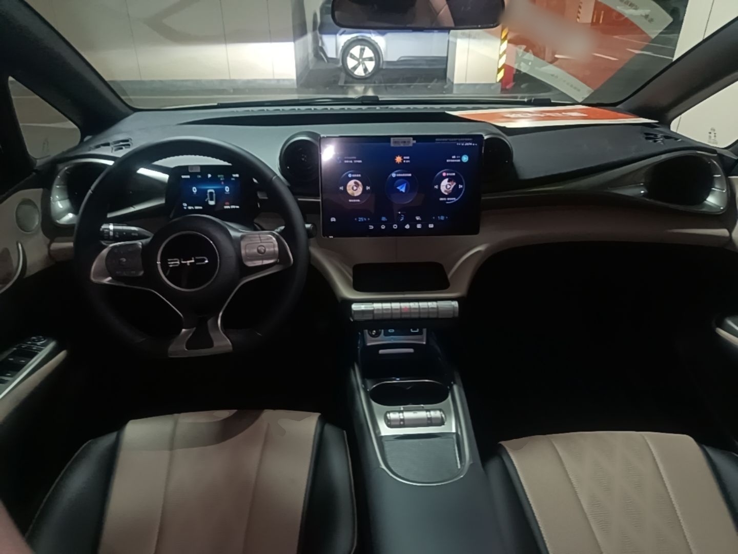 BYD Dolphin 2025 420km Free Edition — снимка 12