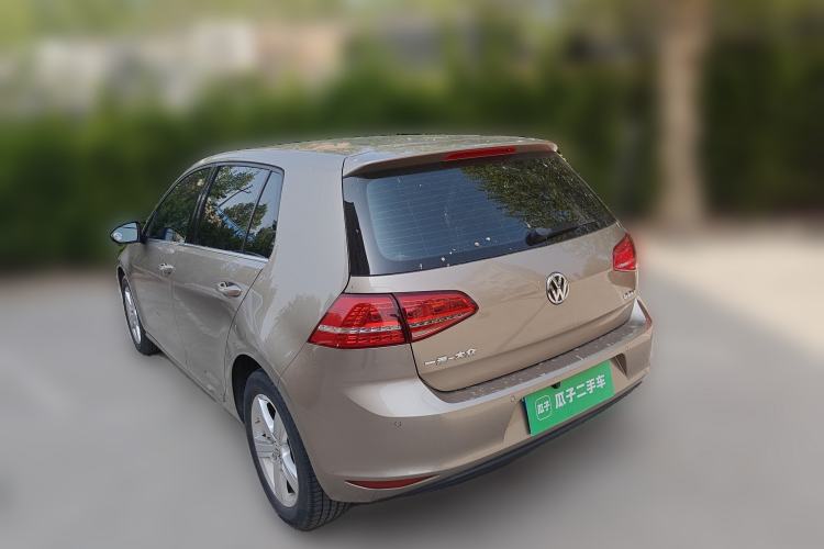 Used Volkswagen Golf 2015 1.6L Automatic Comfort Model
