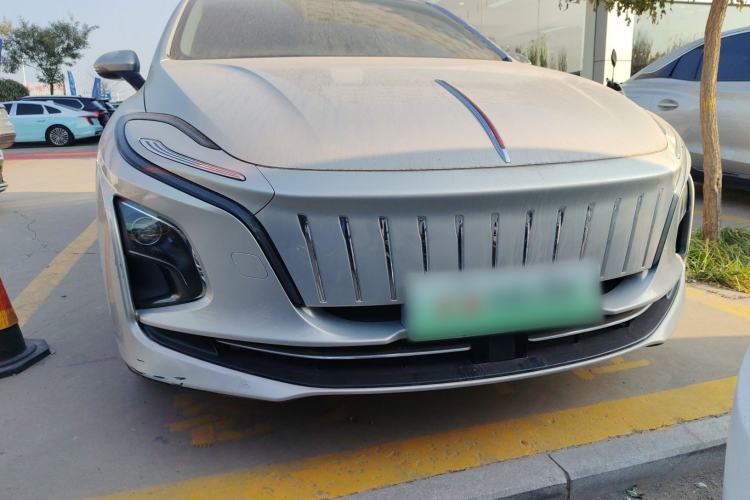 Used Hongqi E-QM5 2022 431 km Charge & Enjoy Edition