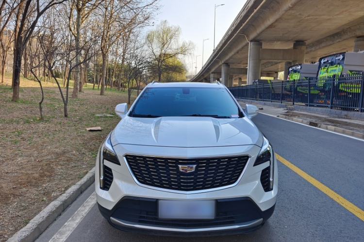 Used Cadillac XT4 2021 28T Two-Wheel Drive Leading Version
