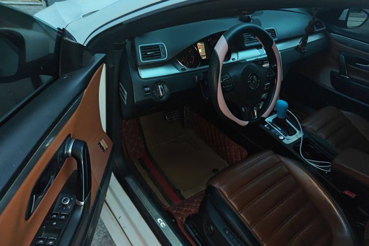 Used Volkswagen FAW-Volkswagen CC 2013 2.0 TSI Luxury Model
