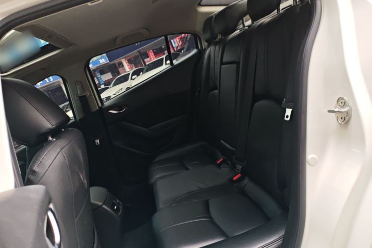 Used Mazda 3 Axela 2017 Sedan 1.5L Automatic Luxury Model Emission Standard China V