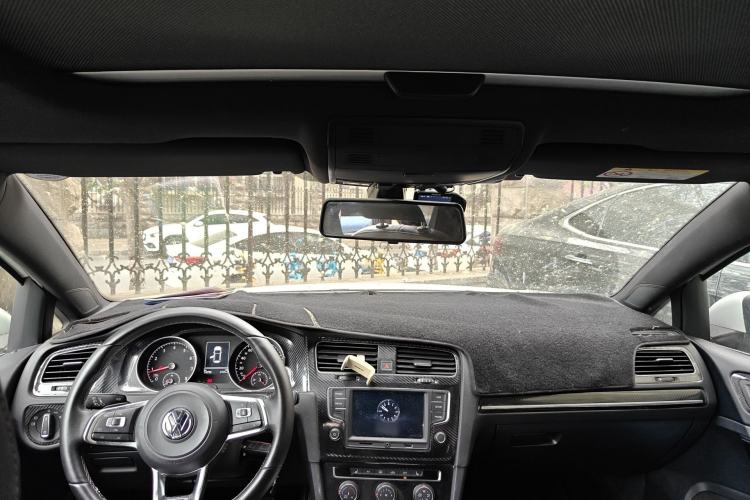 Used Volkswagen Golf 2016 1.4TSI Automatic R-Line
