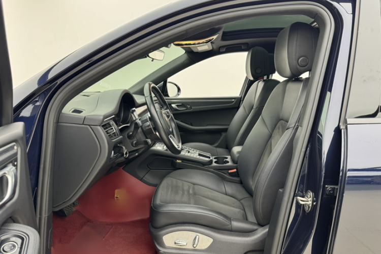 Used Porsche Macan 2021 Macan 2.0T
