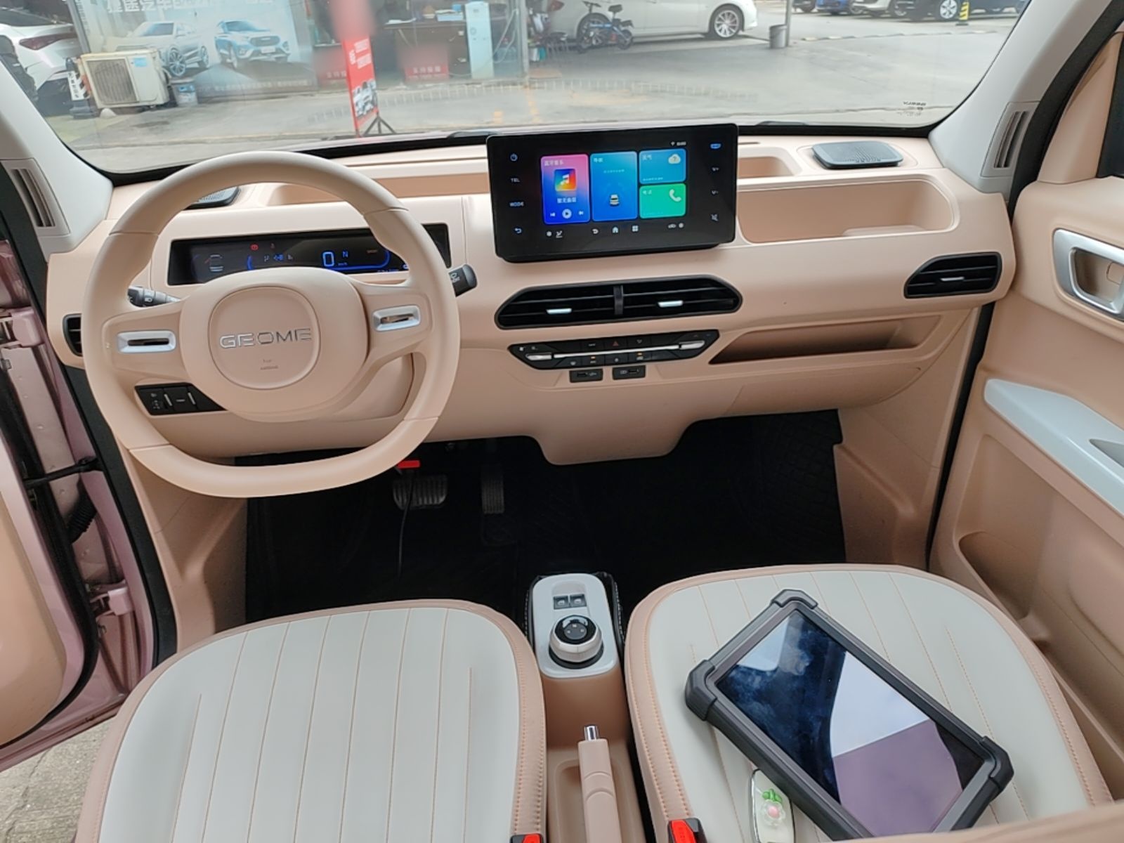 Geely Galaxy Panda 2023 Panda Mini 200km Endurance Bear — снимка 12