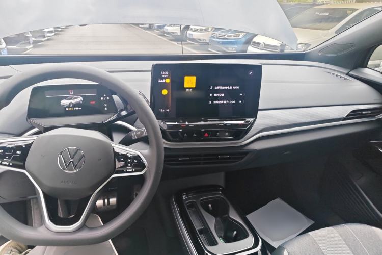 Used Volkswagen ID.4 CROZZ 2021 Long-Range PURE+ Two-Wheel Drive Version Center Console