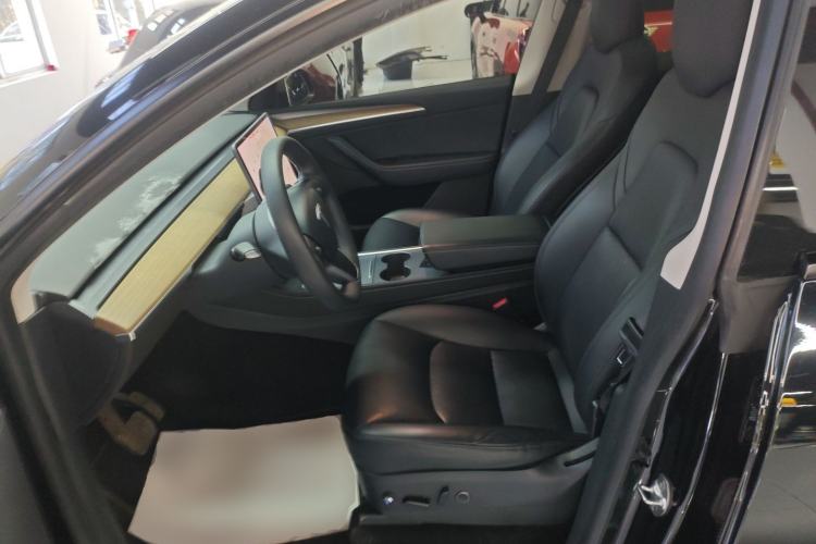 Used Tesla Model Y 2021 Standard Range Rear-Wheel Drive Version