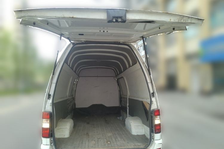 Used Jinbei Hiace 