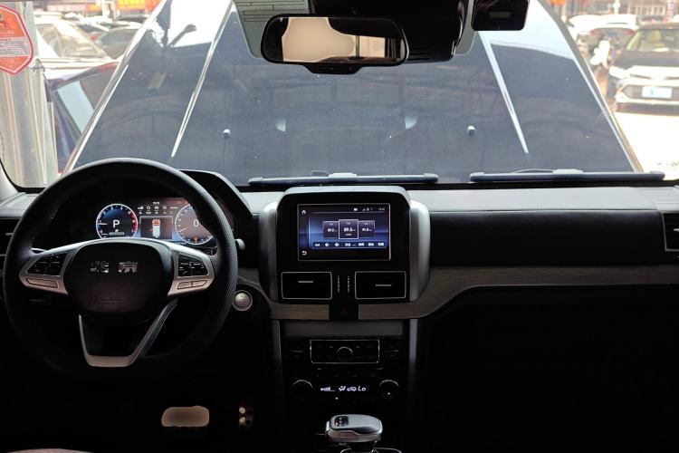 Used BAIC Off-Road BJ80 2020 3.0T Automatic Supreme Edition Center Console