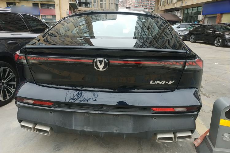 Used Changan UNI-V 2024 1.5T Prestige Sport Edition