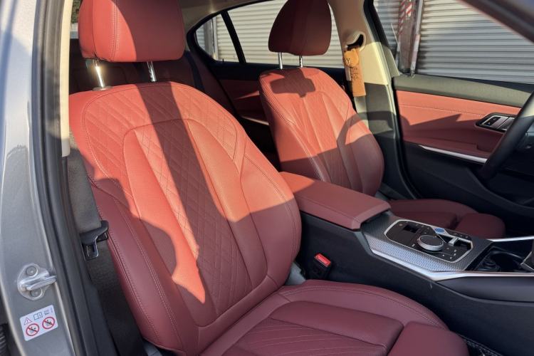 Used BMW i3 2023 eDrive 40 L Midnight Sports Package
