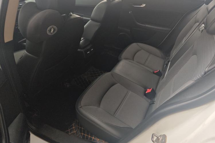 Used Qoros 3 2017 Urban SUV 1.6T Automatic Zhiyue Model
