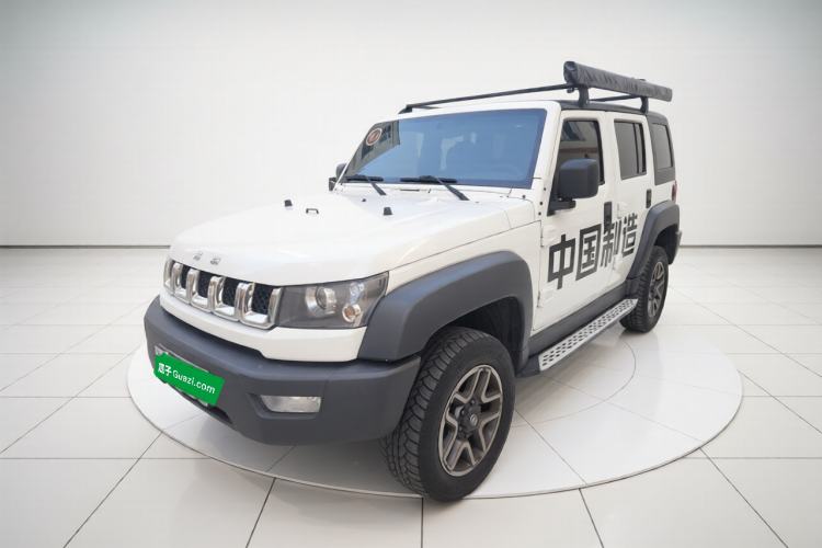 Used BAIC Off-Road BJ40 2016 40L 2.3T Automatic All-Wheel Drive Premium Edition Guazi used car, China used car export, Used car for sale, Used  cars, Cheapest cars for sale