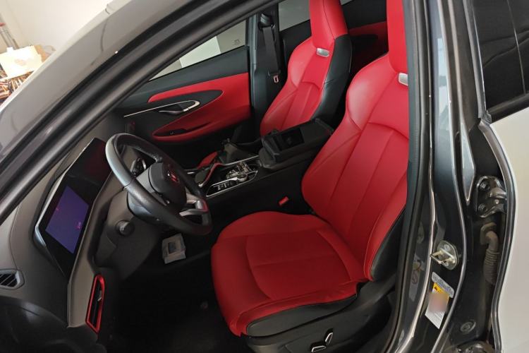 Used Changan UNI-T 2020 1.5T Prestige Version
