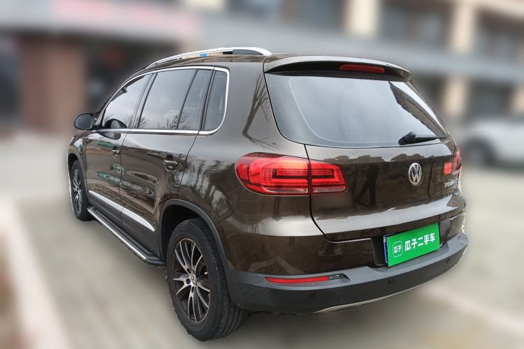 Used Volkswagen Tiguan 2013 1.8 TSI Automatic All-Wheel Drive Luxury Model Rear Left 45 Deg