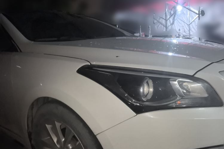 Used Hyundai Mistra 2014 1.8L Automatic Smart GLS Front Right 45 Deg