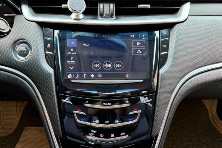 Used Cadillac XTS 2018 28T Tech Edition Audio And AC Panel