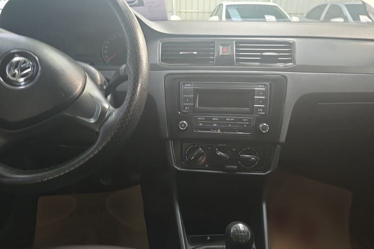 Used Volkswagen Santana 2021 1.5L Manual Fashion Edition Center Console