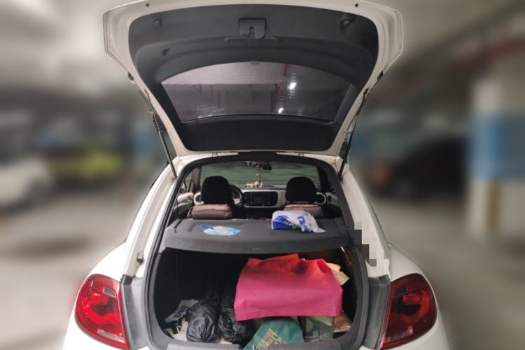 Used Volkswagen Beetle 2014 1.4TSI Fashion Edition Trunk