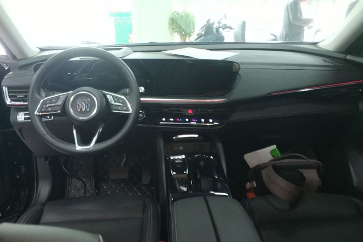 Used Buick Envision 2025 25T Entry-Grade Platinum Edition
