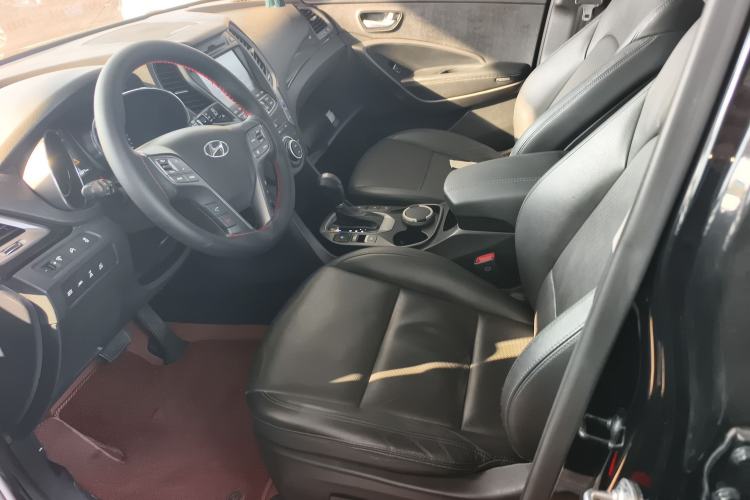 Used Hyundai Santa Fe Classic 2013 Revised Version 3.0L Four-Wheel Drive Flagship Edition Euro V
