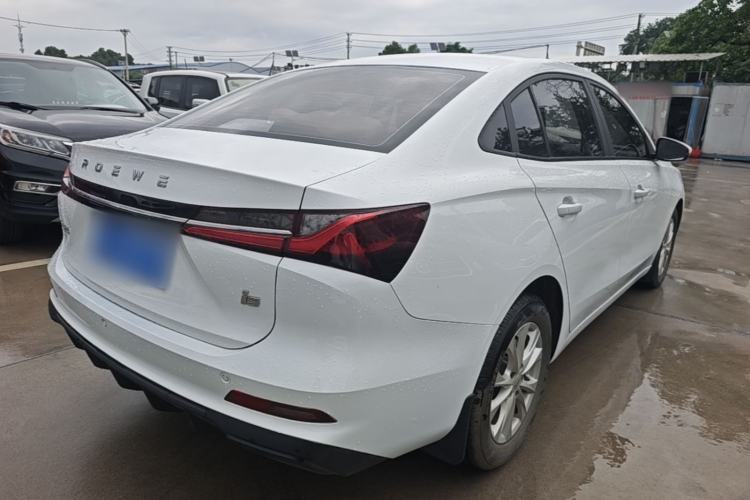 Used Roewe i5 2023 1.5L Manual Comfort Edition
