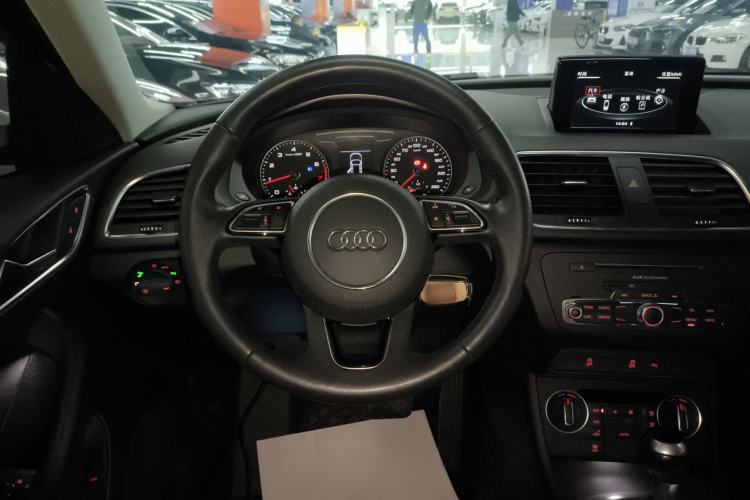 Used Audi Q3 2018 30th Anniversary Edition 30 TFSI Fashion Model
