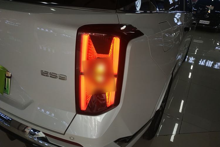 Used GAC Trumpchi ES9 2024 PHEV with 143 km Max