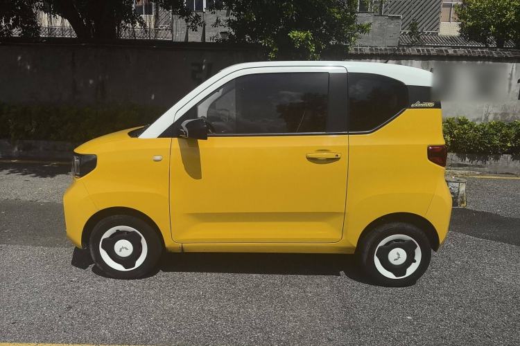 Used Wuling Hongguang MINIEV 2021 Macaron Fashion Model Lithium Iron Phosphate
