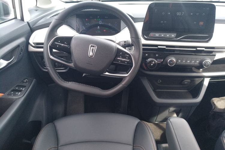 Used Bestune NAT 2023 PRO Comfortable Travel Battery-Swap Version 401km
