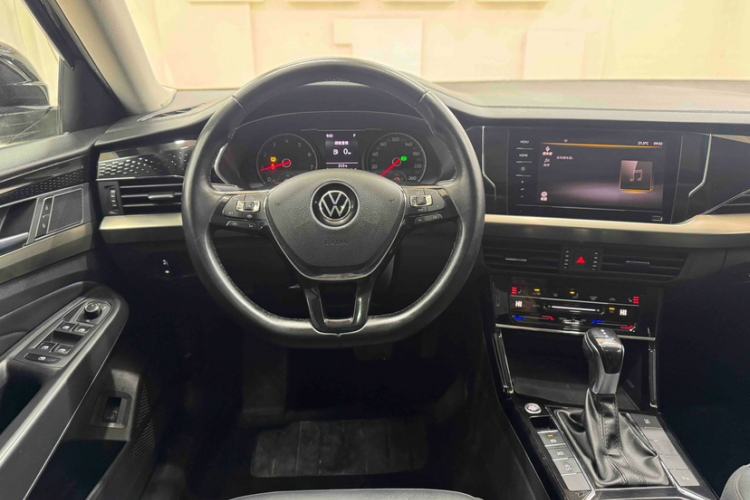 Used Volkswagen Passat 2021 280TSI Elite Edition Audio And AC Panel