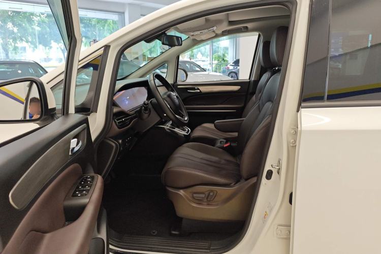 Used GAC Trumpchi M6 2019 270T DCT Prestige Edition (6-Seater) China VI