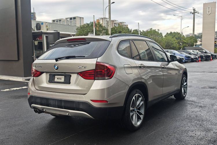 Used BMW X1 2015 sDrive18i Leading Edition
