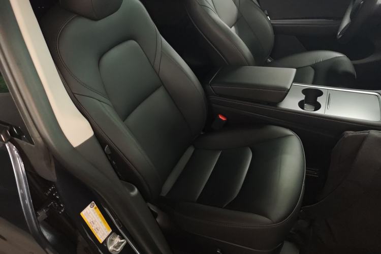 Used Tesla Model Y 2024 Rear-Wheel-Drive Version