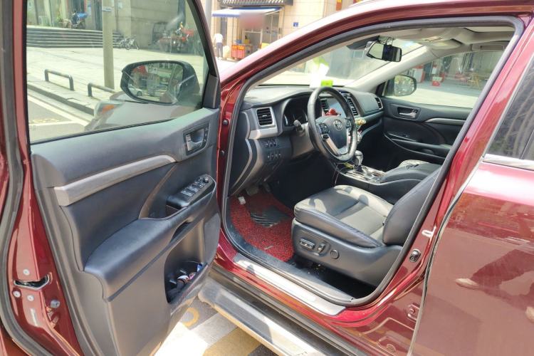 Used Toyota Highlander 2018 2.0T Four-Wheel Drive Ultimate Edition 7-Seater Emission Standard China V
