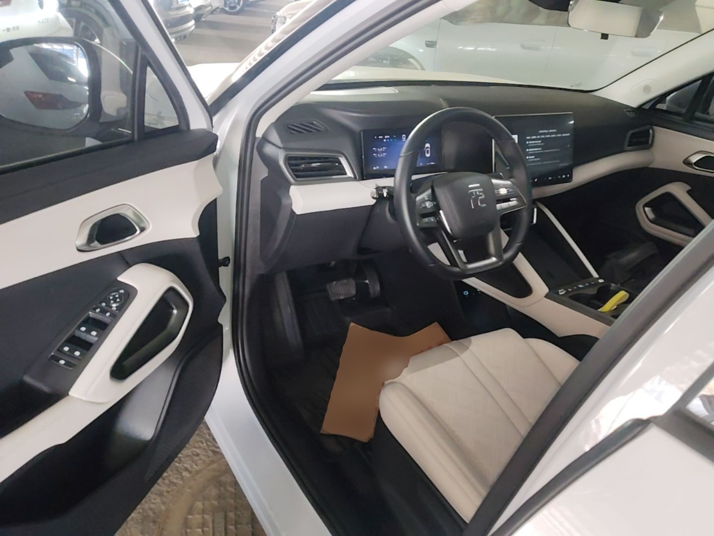 BYD Yuan UP 2025 Intelligent Driving Version 401 KM Dynamic Edition — снимка 18