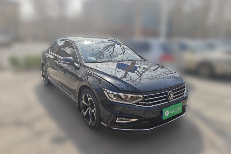 Used Volkswagen Magotan 2023 2 Million Units Commemorative Edition 330TSI DSG Luxury Version
