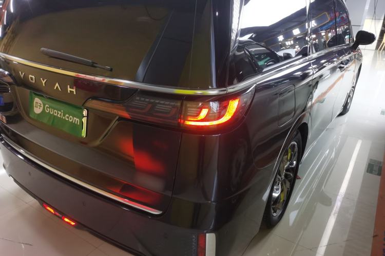 Used VOYAH Dream 2024 PHEV Ultra-Long Range Flagship Edition

