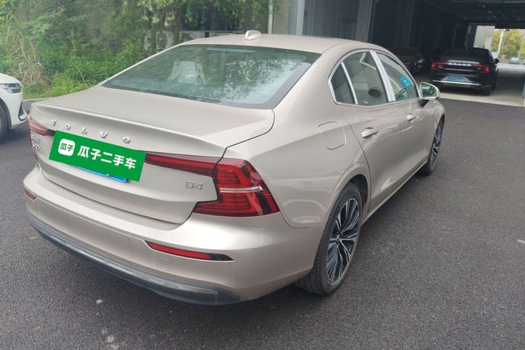 Used Volvo S60 2025 B4 Zhiyuan Luxury Edition Rear Right 45 Deg