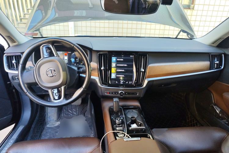 Used Volvo S90 New Energy 2020 T8 e-Drive Hybrid – Zhiyi Luxury Edition