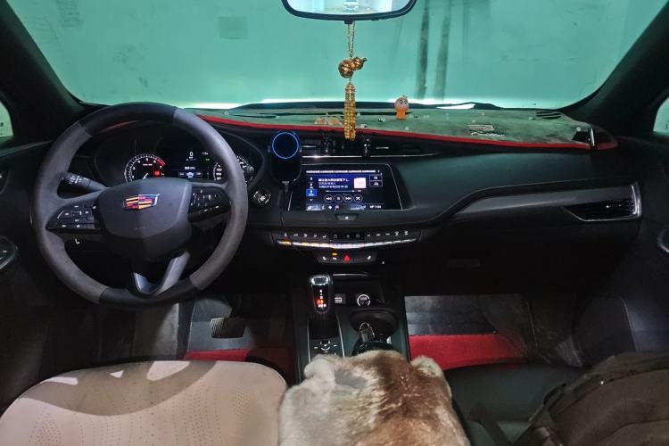 Used Cadillac XT4 2018 28T Two-Wheel-Drive Luxury Model