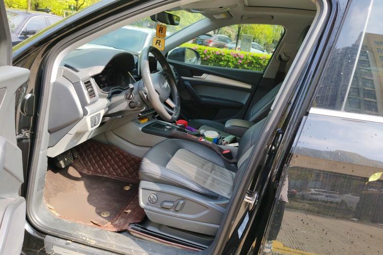 Used Audi Q5L 2020 Updated 40 TFSI Prestige Fashion Edition Left Front Seat