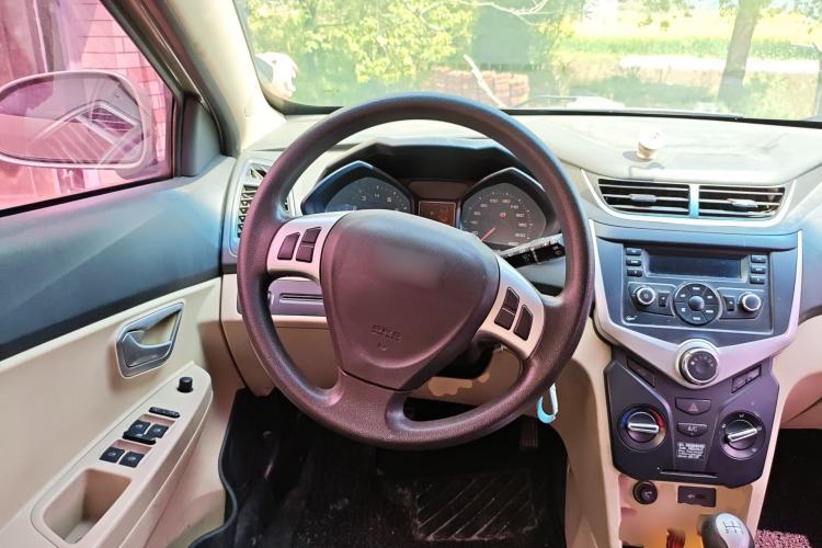 Used Chery Fengyun 2 2013 Hatchback 1.5L Manual Ruiyi Edition
