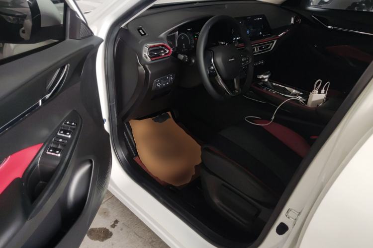 Used CHANGAN OSHAN X5 2021 1.5T DCT Prestige Edition Driver Seat