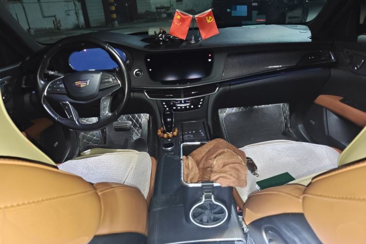 Used Cadillac CT6 2021 28T Luxury Version Center Console