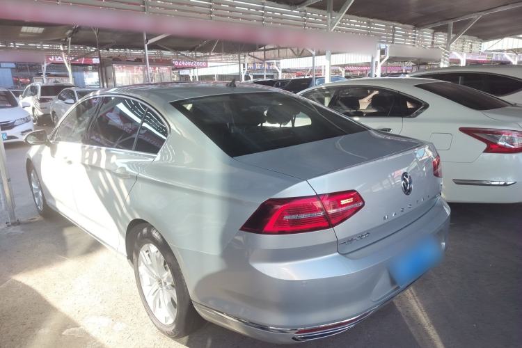 Used Volkswagen Magotan 2019 330TSI DSG Luxury Model China V Standard