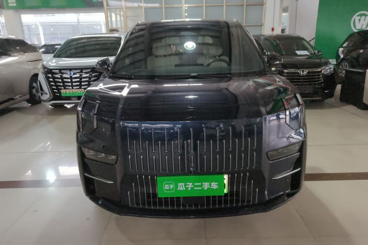 Used Zeekr 009 2022 WE Edition Front