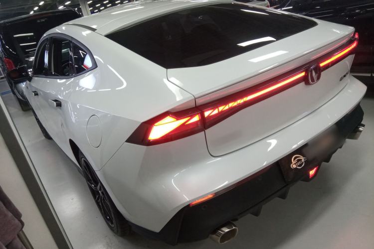 Used CHANGAN UNI-V iDD 2023 Zhidian iDD 1.5T 113km Smart & Fun Version (Rapid Edition)
